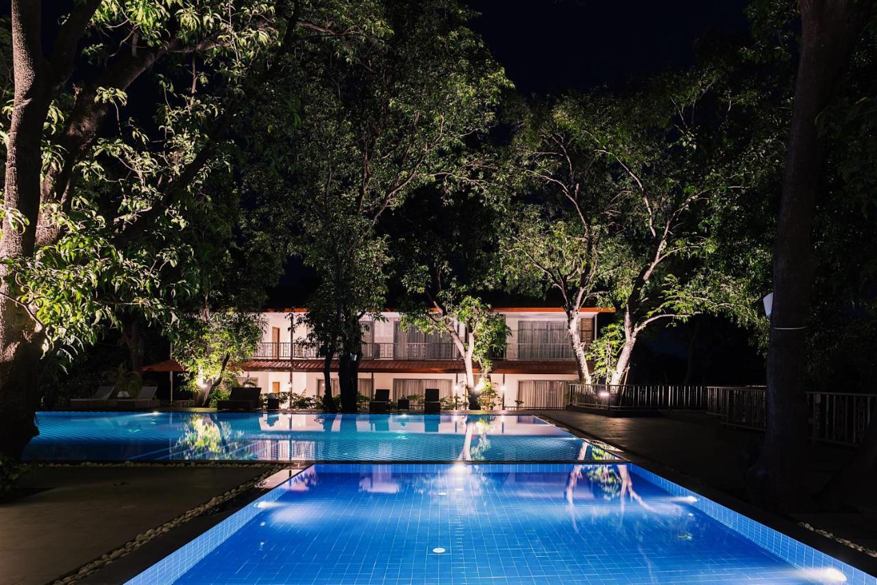Oleander Farms, Karjat Hotel Ngoại thất bức ảnh